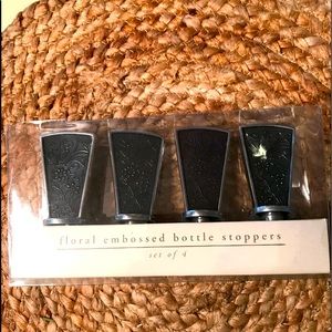 ✨✨Floral Embossed Bottle Toppers✨✨